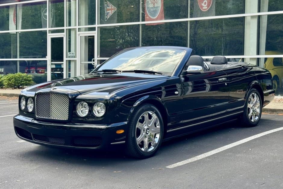 2008 Bentley Azure sold for $72,500