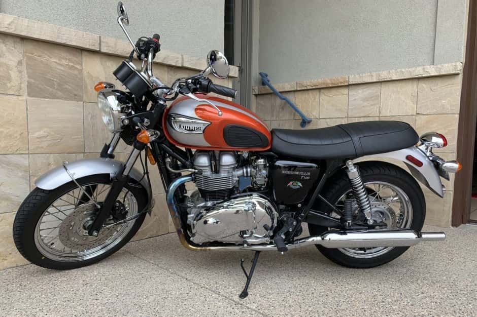 2002 Triumph New Bonneville (2000+) sold for $7,750