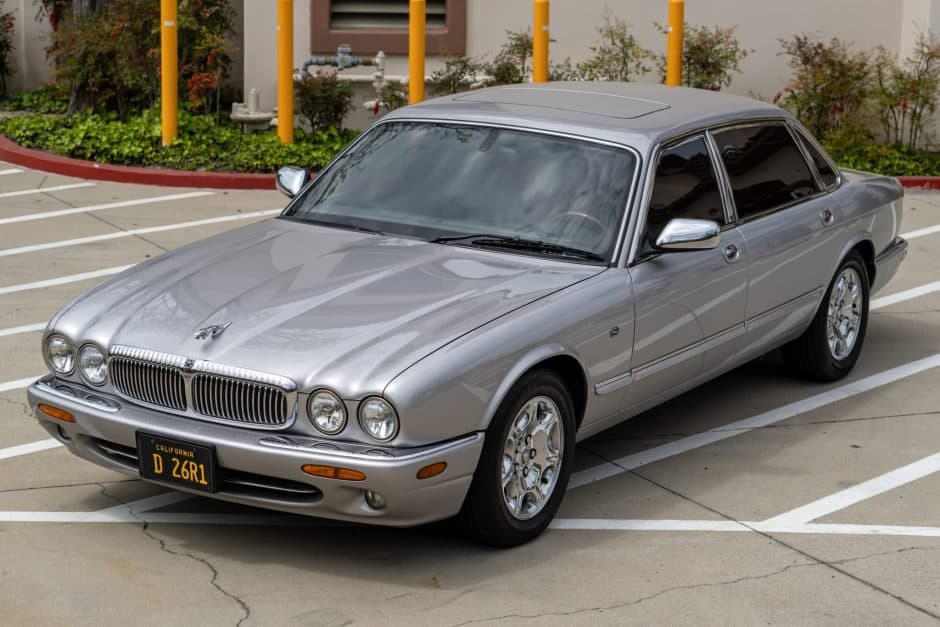 2001 Jaguar X308 XJ (1998-2003) sold for $6,300