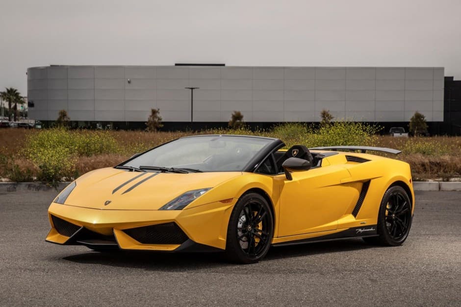 2011 Lamborghini Gallardo sold for $163,000