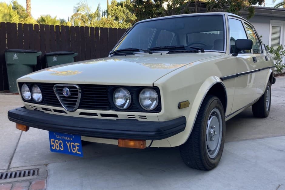 1978 Alfa Romeo Alfetta sold for $7,977