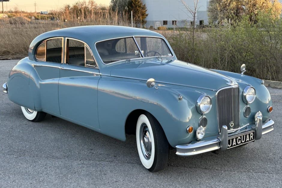 1956 Jaguar Mk VII, VIII, & IX sold for $32,500
