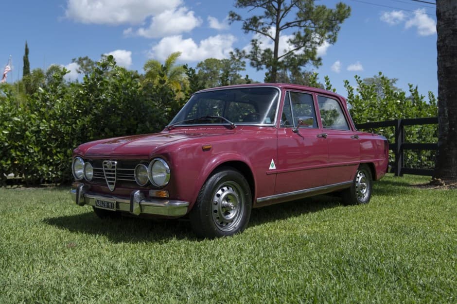 1973 Alfa Romeo 105 Series Sedan sold for $15,000