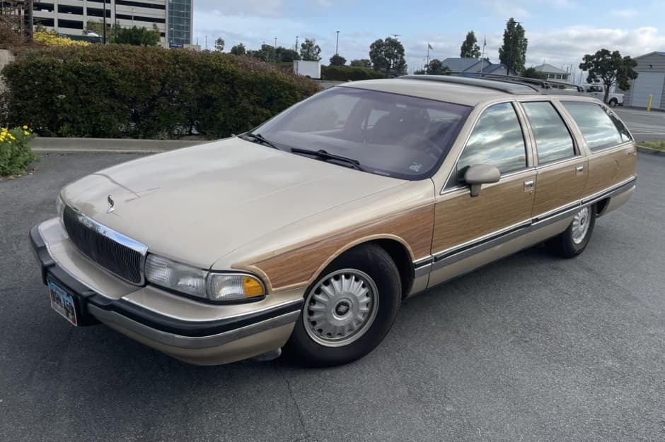 1994 Buick Roadmaster sold for $6,500