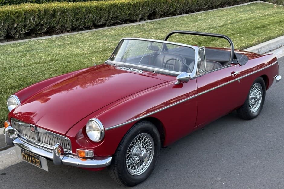 1964 MG MGB sold for $18,000