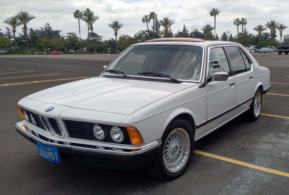 1981 BMW E23 7-Series sold for $9,500