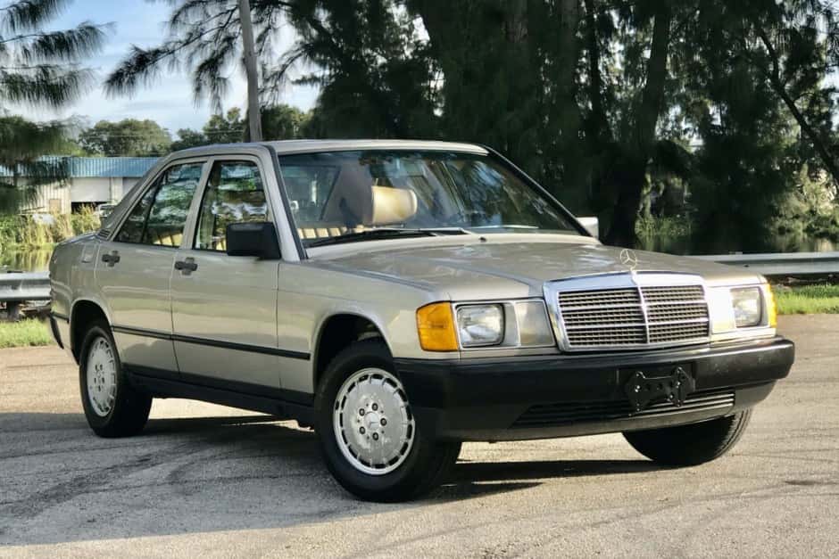 1985 Mercedes-Benz W201 190 sold for $9,000