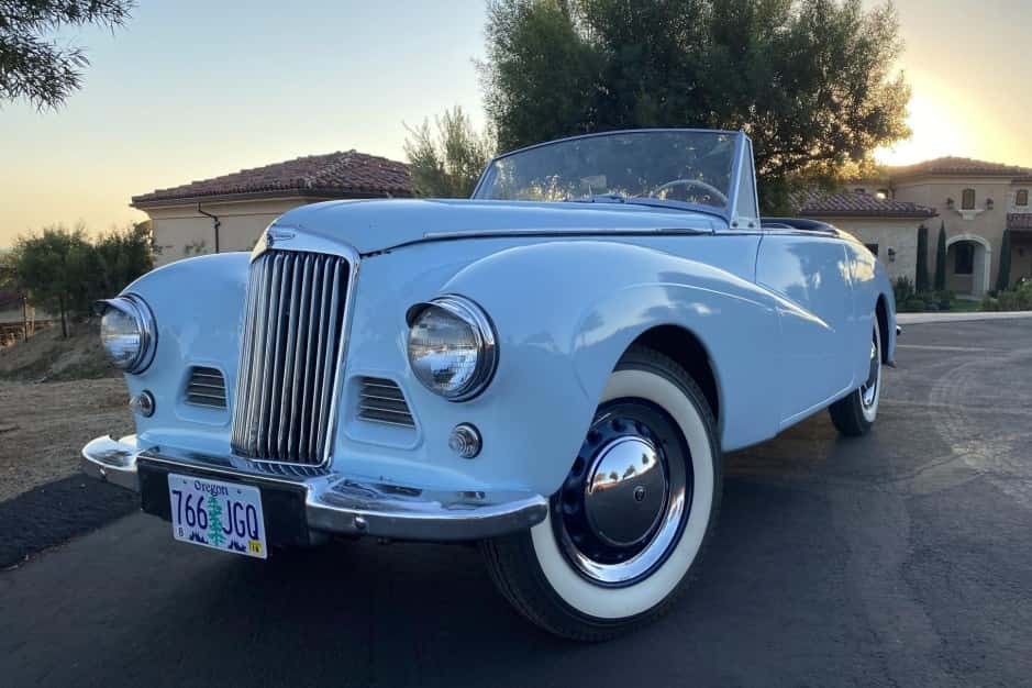 1954 Sunbeam Alpine sold for $24,000