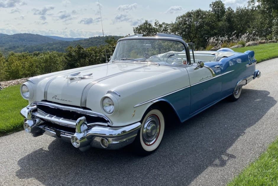 1956 Pontiac Star Chief sold for $40,000