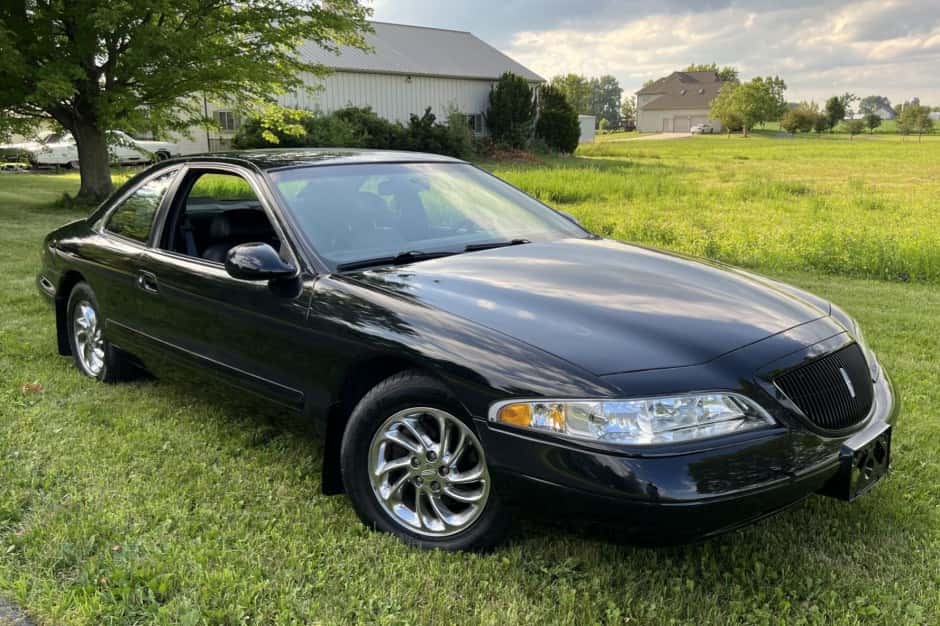 1997 Lincoln Mark VIII sold for $11,500