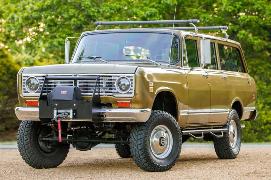 1973 International Harvester Travelall sold for $46,250