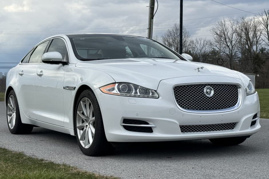 2011 Jaguar X351 XJ (2010-2019) sold for $20,750