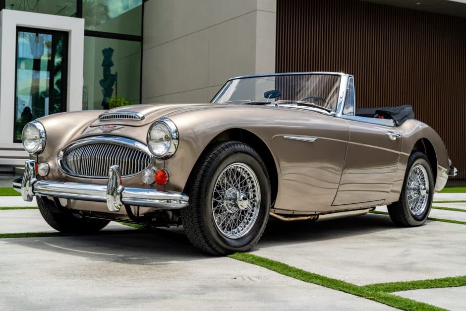 1966 Austin-Healey 3000 sold for $61,000