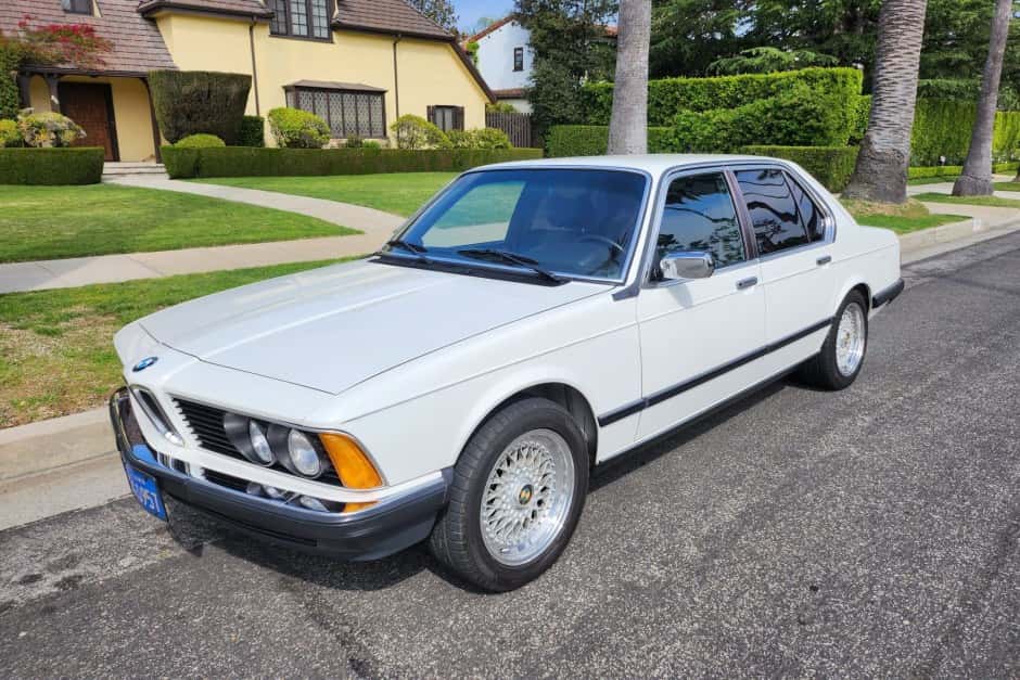 1981 BMW E23 7-Series sold for $12,750