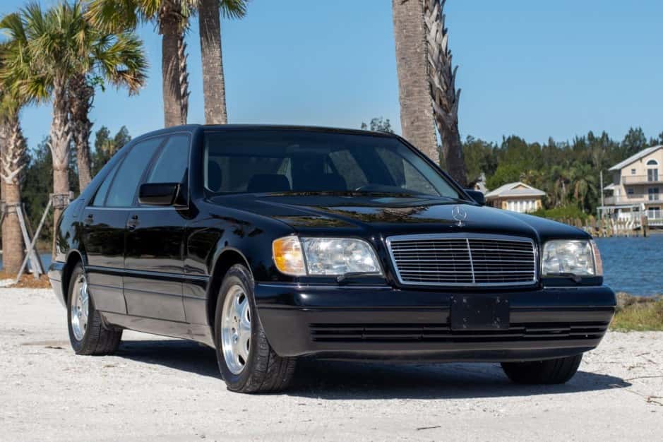 1998 Mercedes-Benz W140 S-Class sold for $8,100