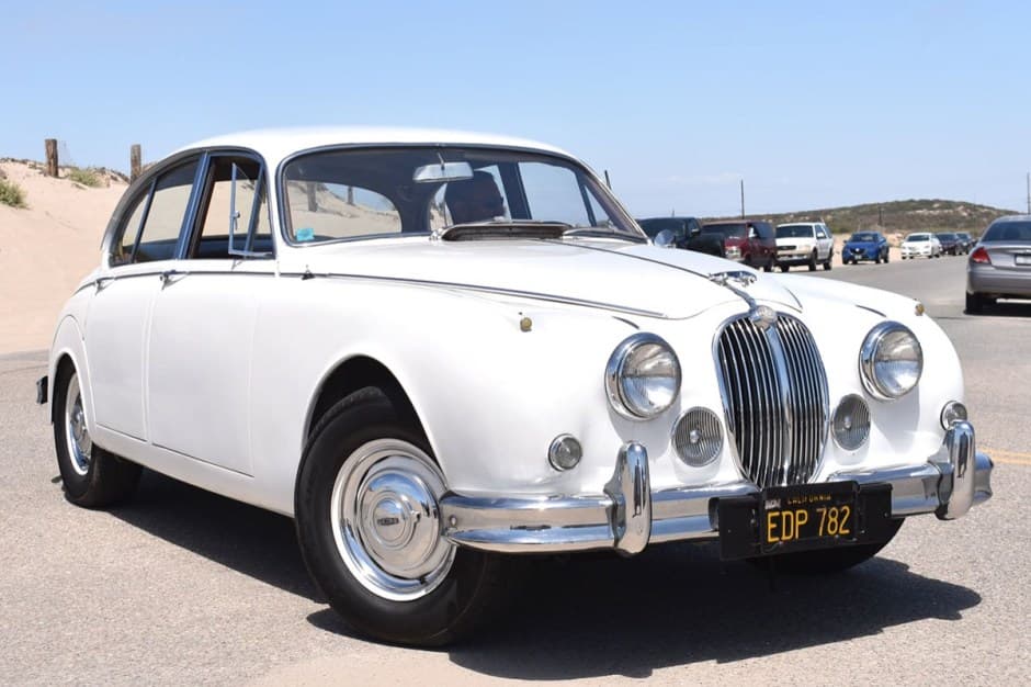 1962 Jaguar Mk II sold for $19,000