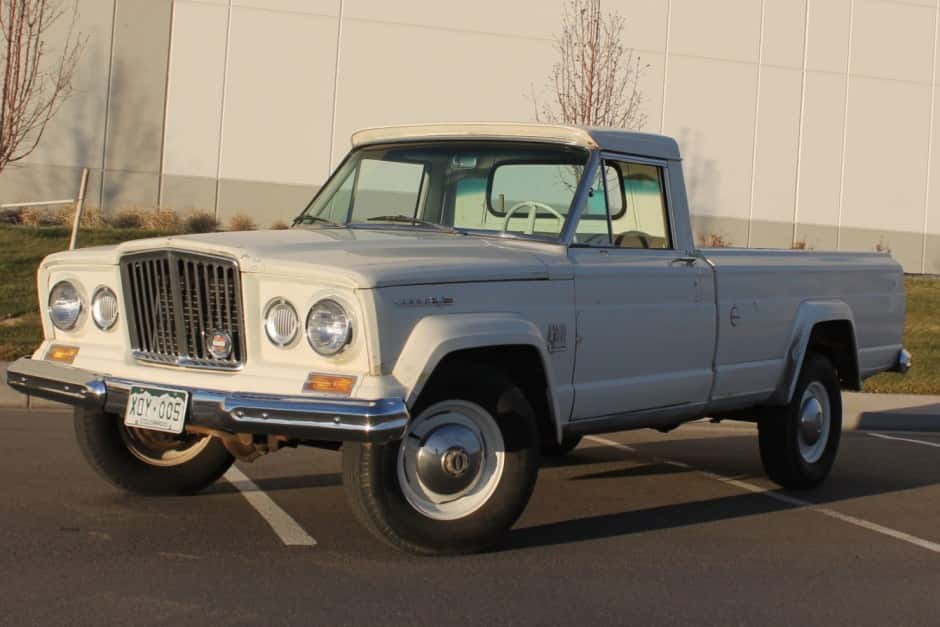1966 Jeep sold for $19,500