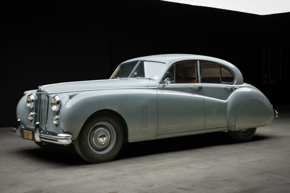 1953 Jaguar Mk VII, VIII, & IX sold for $33,250