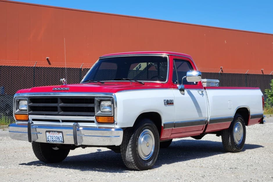 1989 Dodge Ram (1981-1993) sold for $21,500