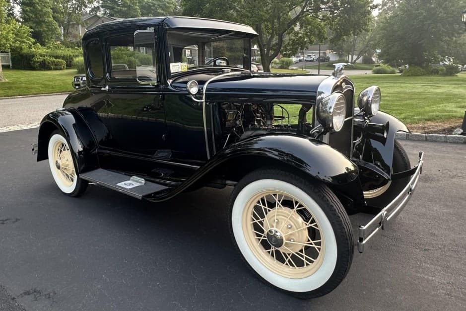 1931 Ford sold for $20,250