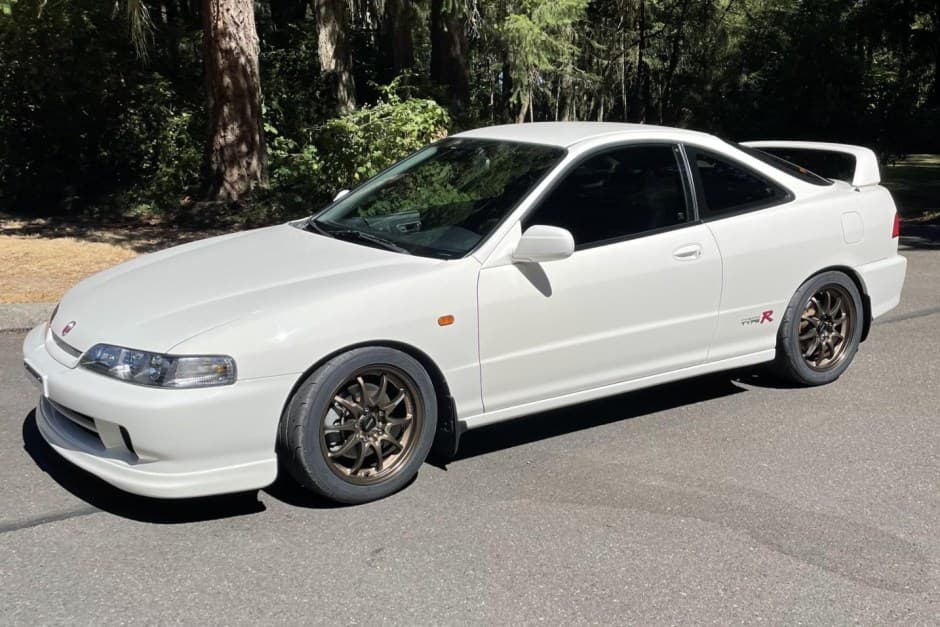 1998 Acura Integra Type R sold for $47,250