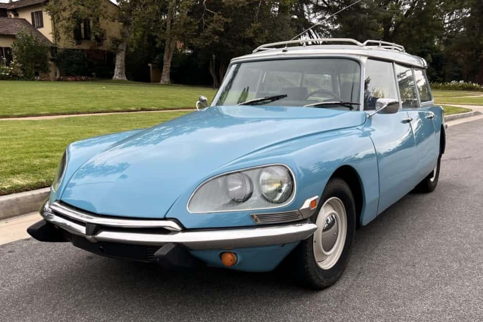 1970 Citroen DS sold for $26,000