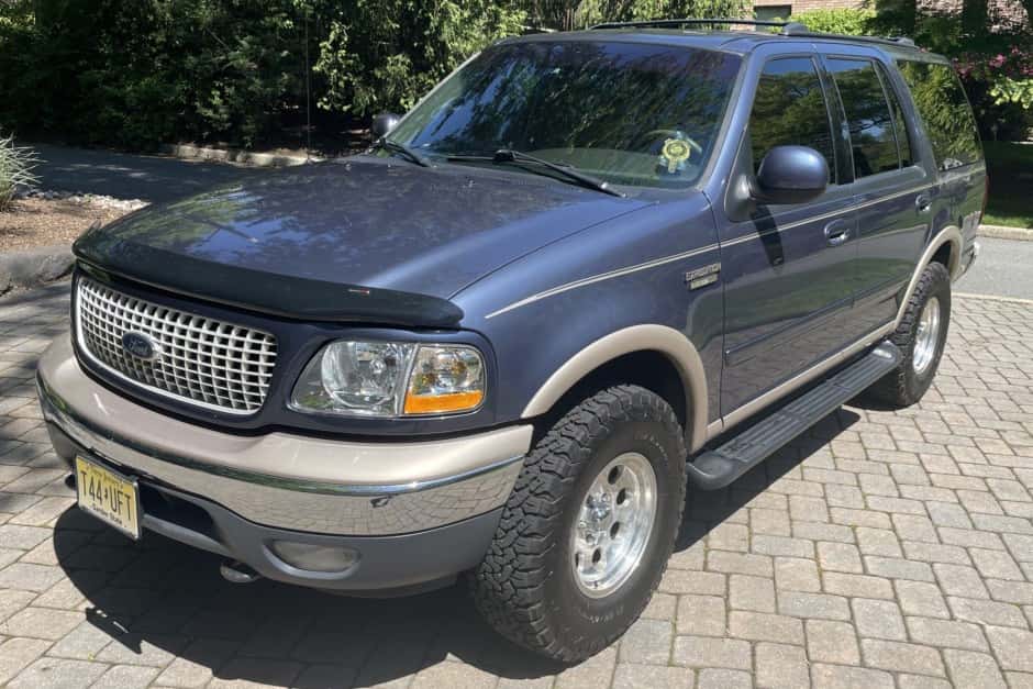 1999 Ford Expedition sold for $10,500