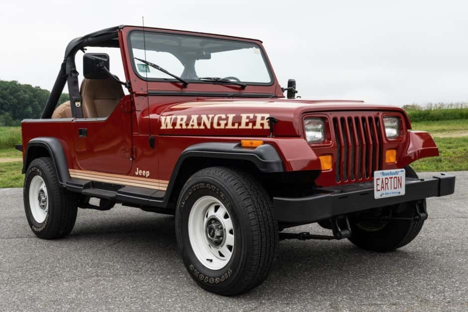1987 Jeep Wrangler YJ (1987-1995) sold for $11,000