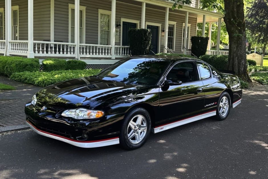 2002 Chevrolet Monte Carlo sold for $14,500
