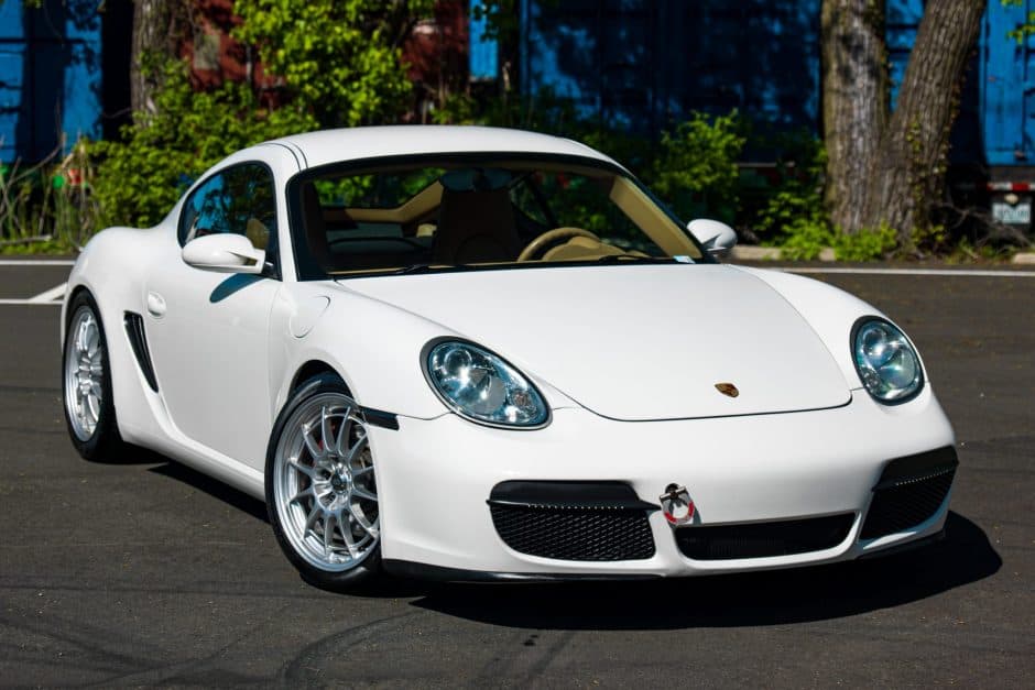 2006 Porsche 987 Cayman sold for $19,500