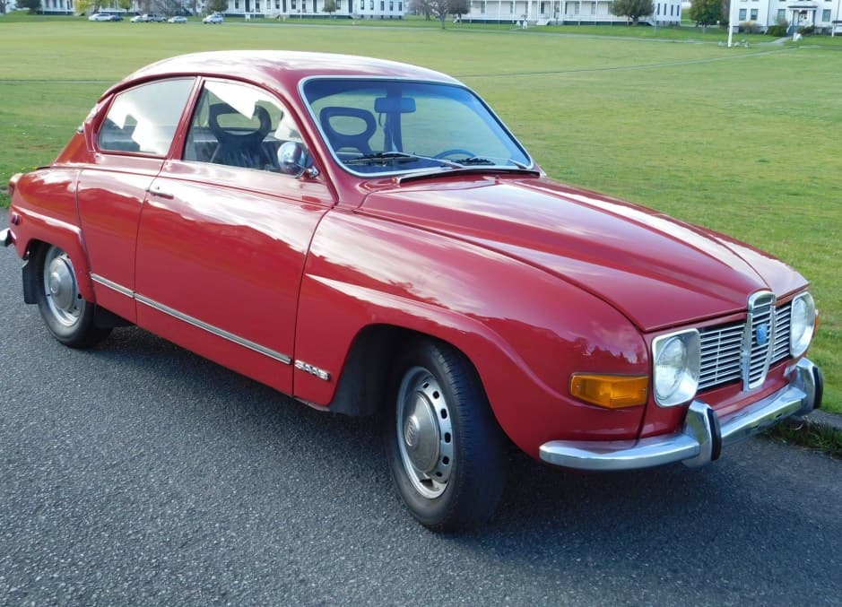 1971 Saab 96 sold for $2,800