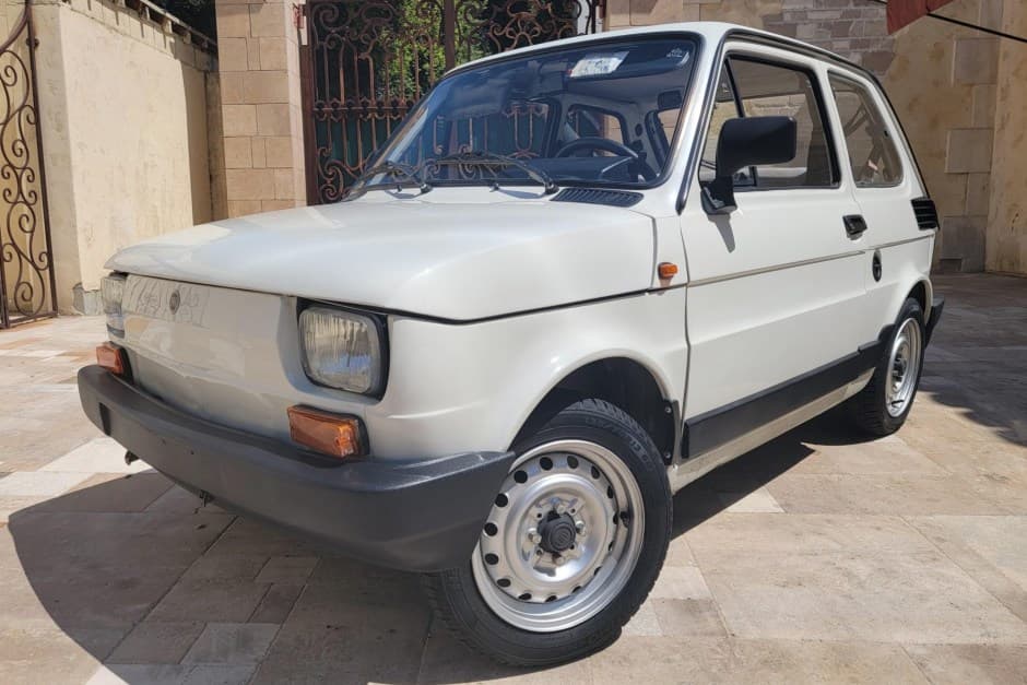 1988 Fiat 126 sold for $8,400