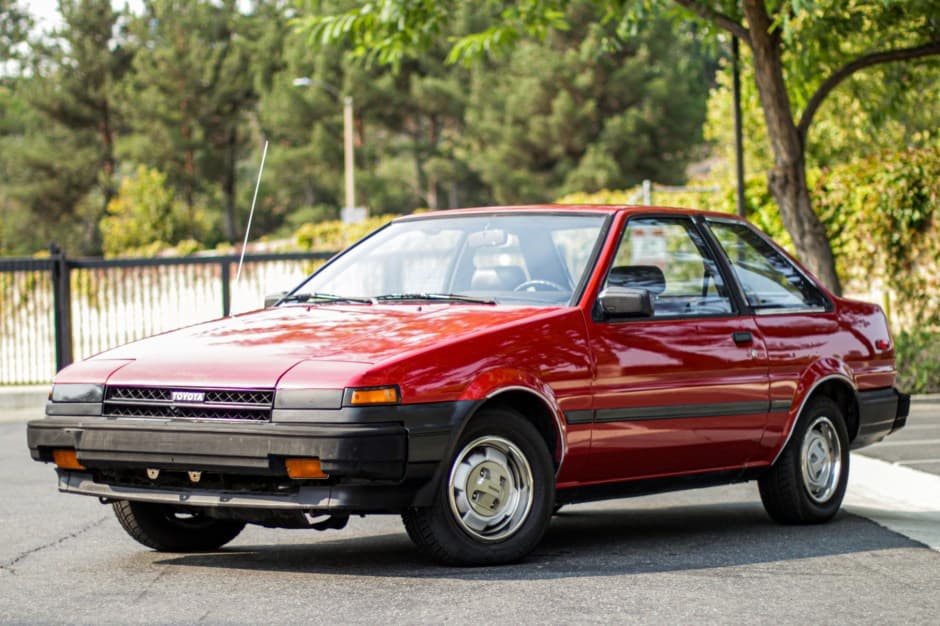 1984 Toyota AE86 sold for $9,000