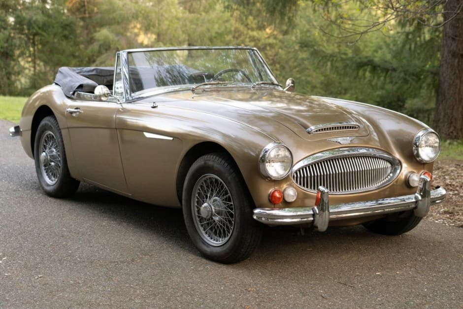 1967 Austin-Healey 3000 sold for $40,000