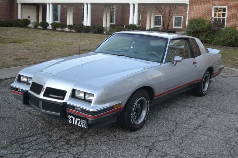 1986 Pontiac Grand Prix sold for $6,500
