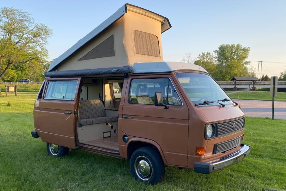 1983 Volkswagen Vanagon sold for $14,769