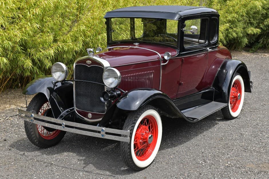 1931 Ford sold for $17,000