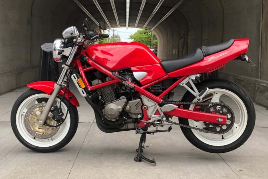 1992 Suzuki Motorcycles sold for $3,850