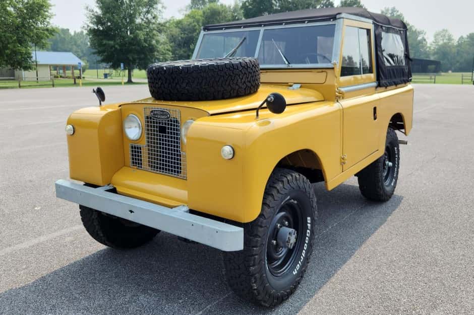 1961 Land Rover Series 88 sold for $25,000
