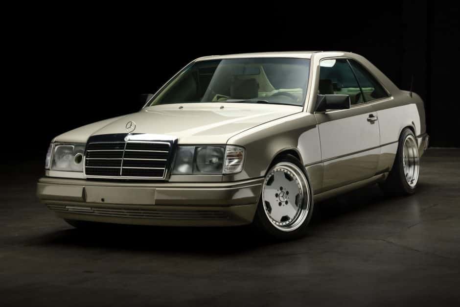 1988 Mercedes-Benz W124 E-Class sold for $36,000