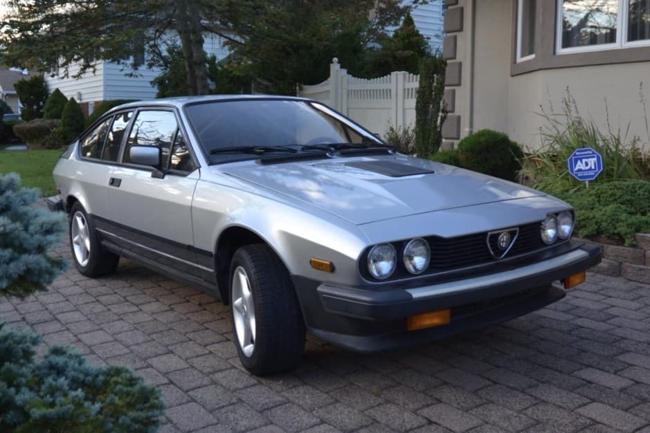 1984 Alfa Romeo GTV6 sold for $15,000