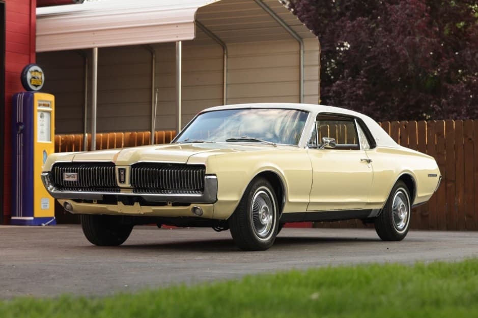1967 Mercury Cougar sold for $23,000