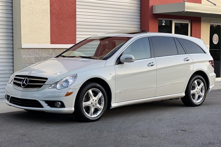 2010 Mercedes-Benz W251 R-Class sold for $13,150