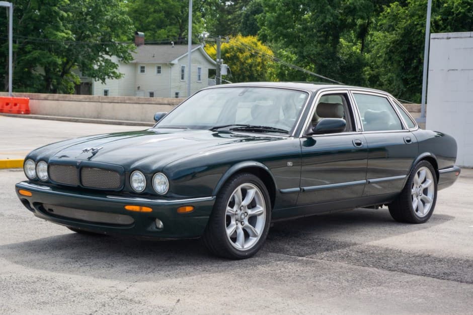 2000 Jaguar X308 XJR (1998-2003) sold for $4,050