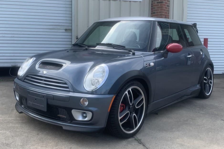 2006 Mini R53 JCW GP sold for $17,000