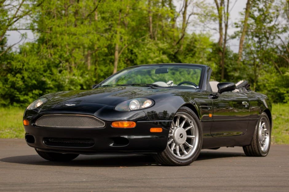 1998 Aston Martin DB7 sold for $32,250
