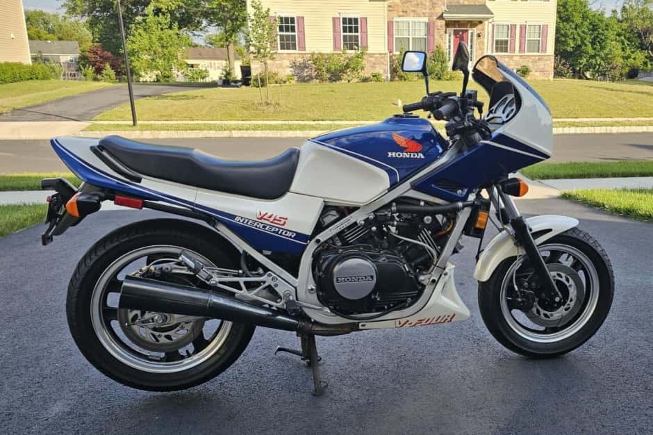 1983 Honda VF & VFR sold for $3,800