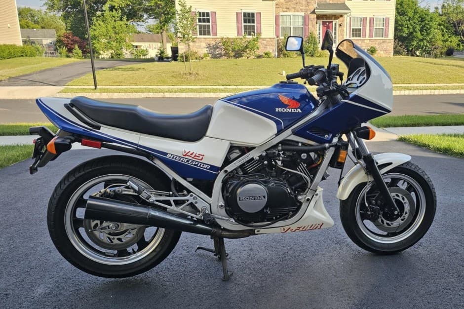 1983 Honda VF & VFR sold for $3,800