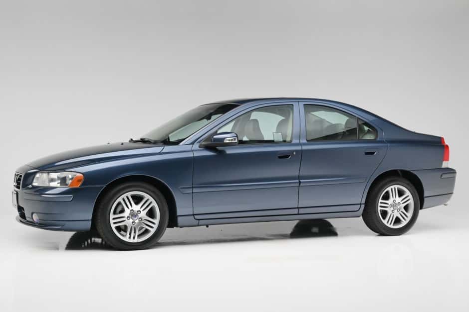 2007 Volvo sold for $8,350