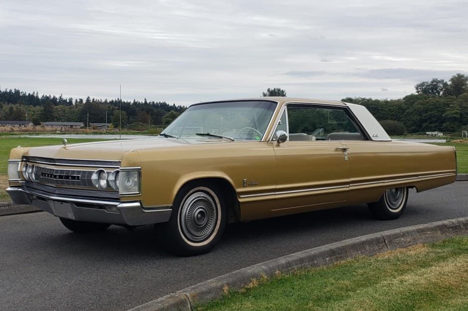 1967 Chrysler Imperial sold for $6,969